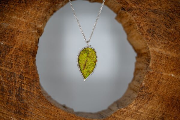 GLOWING GREEN whispering leaf – Bild 2